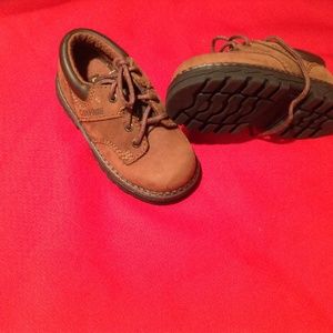 Childs Oshkosh bgosh boys shoes